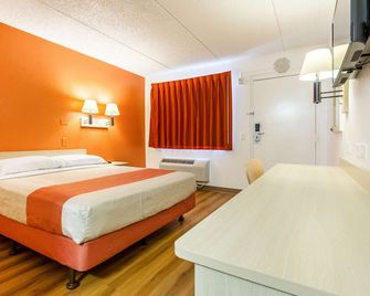 Motel 6 Phoenix Tempe - Priest, DR - Tempe - Kamar Tidur