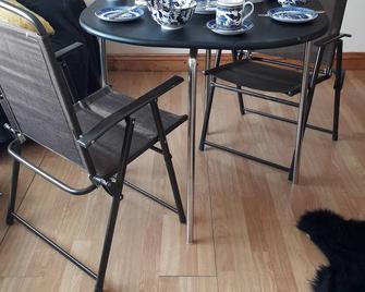 Room In Apartment - 1 Bedroom In A Homely Home With A Lovely Farm - Sneem - Eetruimte