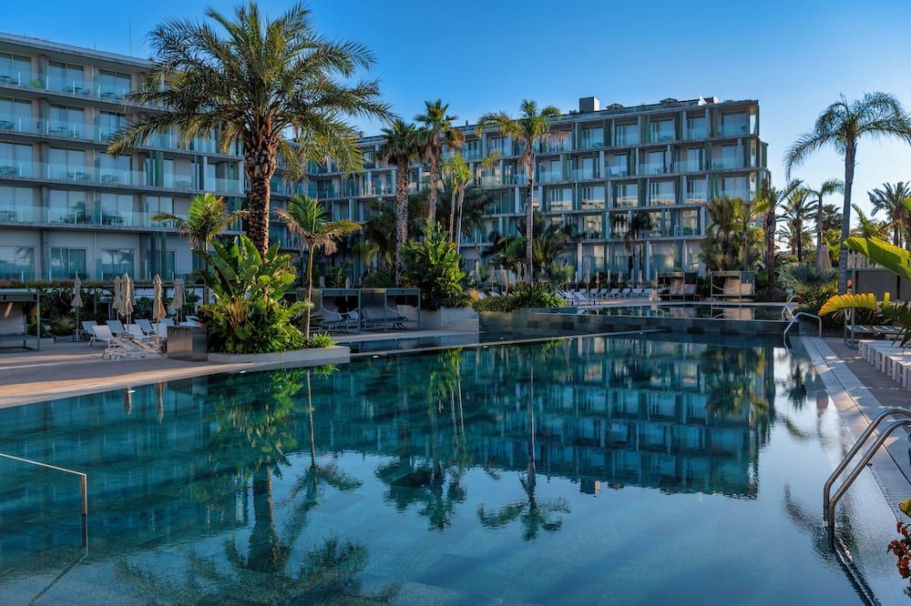 Atzavara Hotel & Spa - סנטה סוזאנה - בריכה