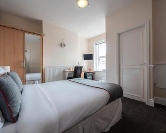 OYO Pier Hotel - Clacton-on-Sea - Sypialnia