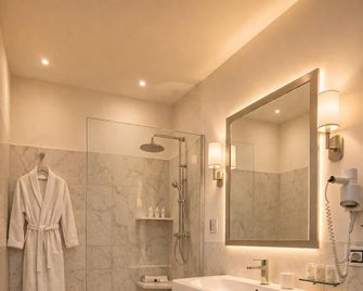 Stelle Hotel The Businest - Naples