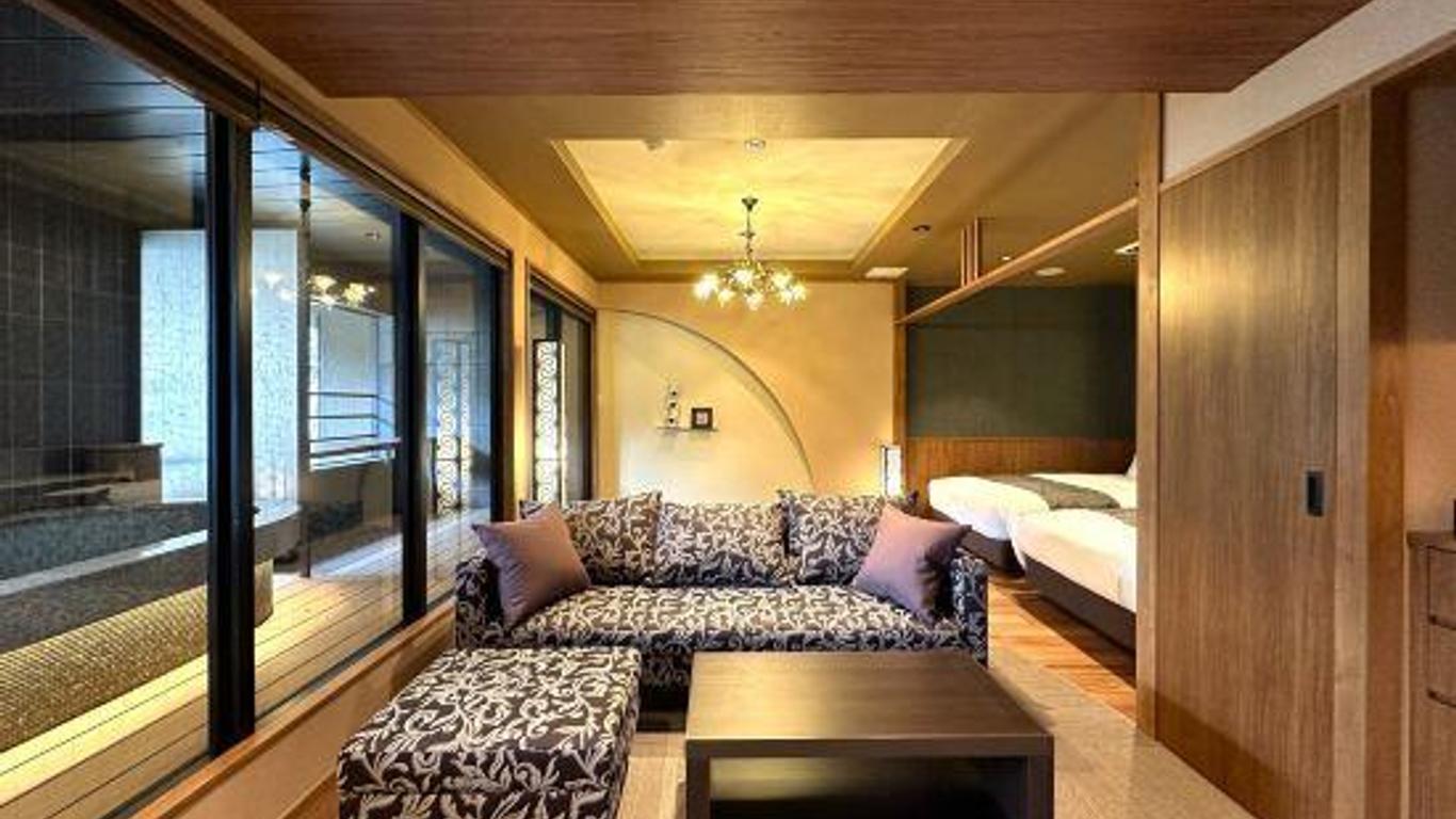 Miyako Gero Hot Spring