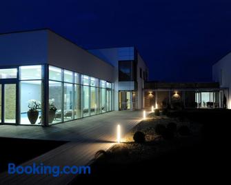 Hotel Harmony Medical & Wellness - Kroměříž - Building
