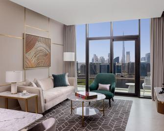 InterContinental Residences Dubai Business Bay, an IHG Hotel - Dubaj - Pokój dzienny