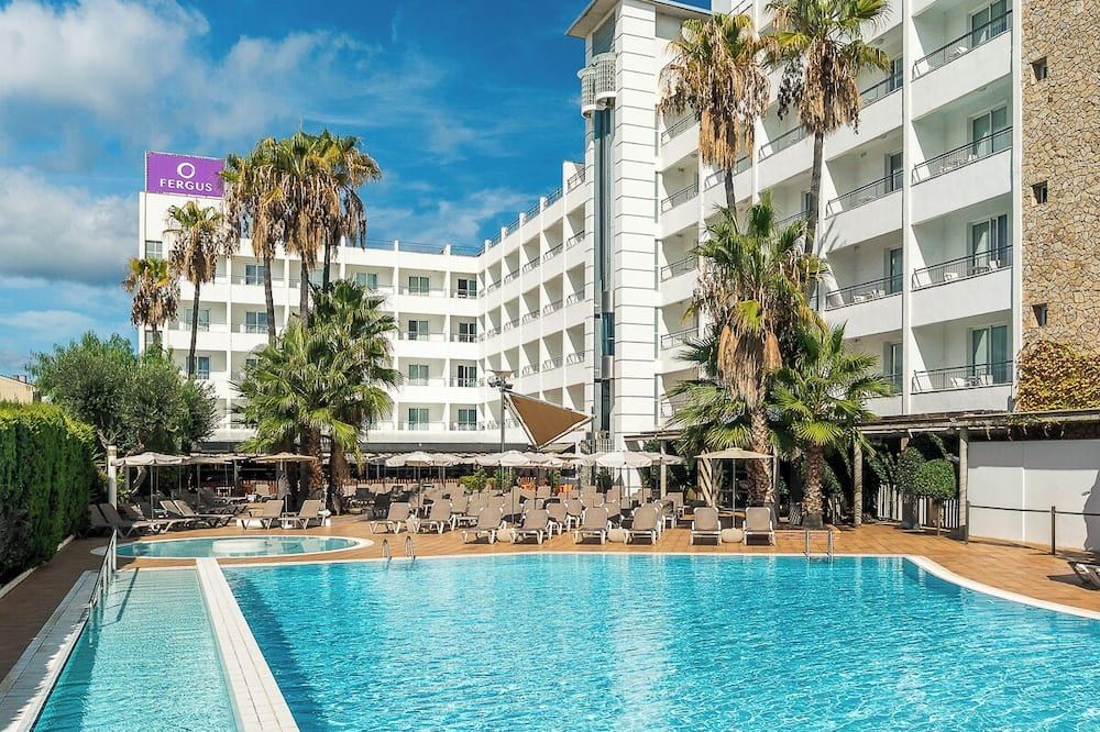 Fergus Club Pineda Splash