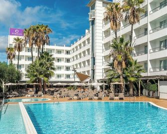 Fergus Club Pineda Splash - Pineda de Mar - Uima-allas