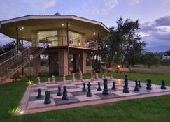 Callies Game Lodge Safaris - Tsumeb - Building