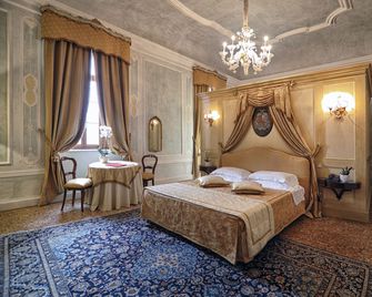 CastelBrando - Cison di Valmarino - Schlafzimmer