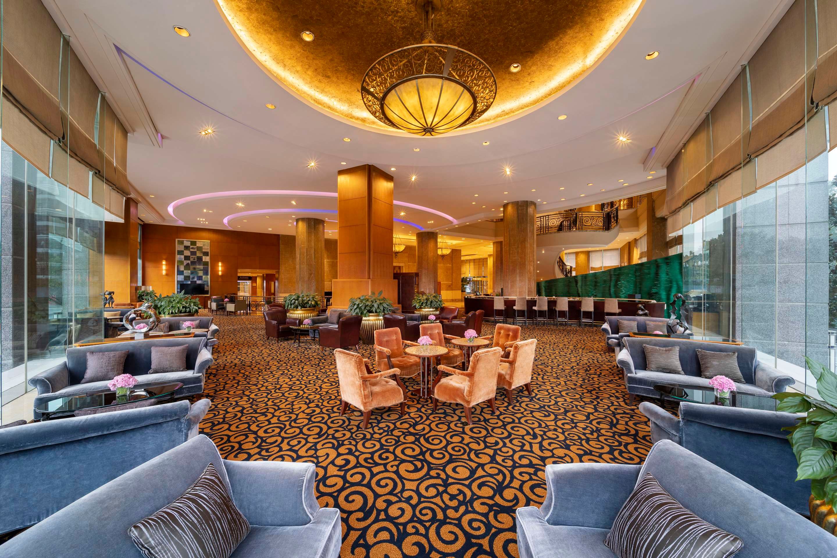 Hilton Chongqing thumbnail 3