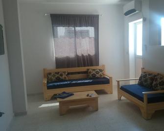Chelli Appartements Meublés - Sousse - Wohnzimmer