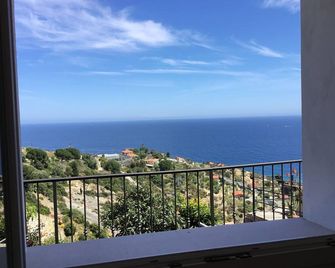 House of Roses - Sea view, parking, air conditioning, veranda - Bordighera - Balkon