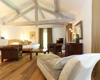 Hotel Château Des Alpilles - Сен-Ремі-де-Прованс - Вітальня
