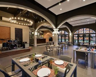 Le Monte Khao Yai - Mu Si - Restaurante