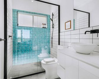 Ciao Korora - The Classic - Korora - Bathroom