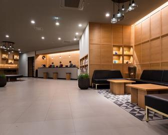 Nishitetsu Inn Shinjuku - טוקיו - לובי