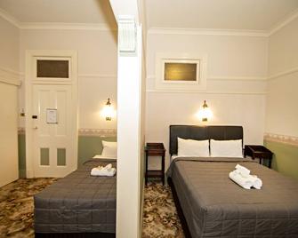 Hydro Hotel - Leeton - Bedroom