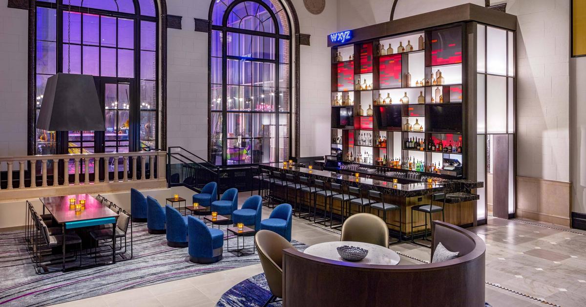 Aloft Philadelphia Downtown €111. Philadelphia Hotel Deals & Reviews