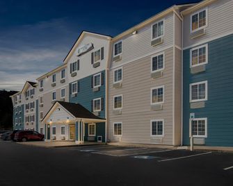 Woodspring Suites Fayetteville I-49 - Fayetteville - Edificio