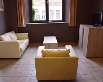 Condo Gardens Antwerp - Antwerp - Living room
