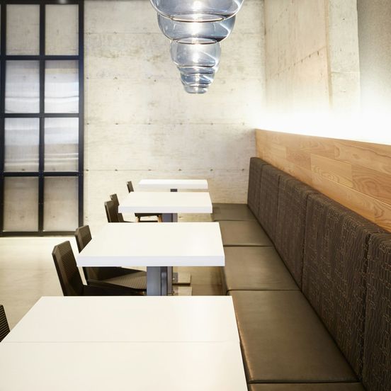 Le Dauphin Montréal Centre-Ville image 1