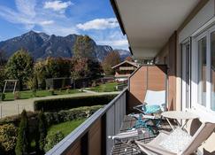 Central, quiet & stylish with 3-peak views! - Garmisch-Partenkirchen - Balcony