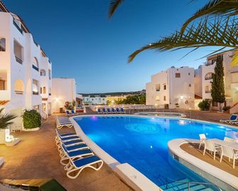Holiday Park Santa Ponsa - Santa Ponsa - Pool