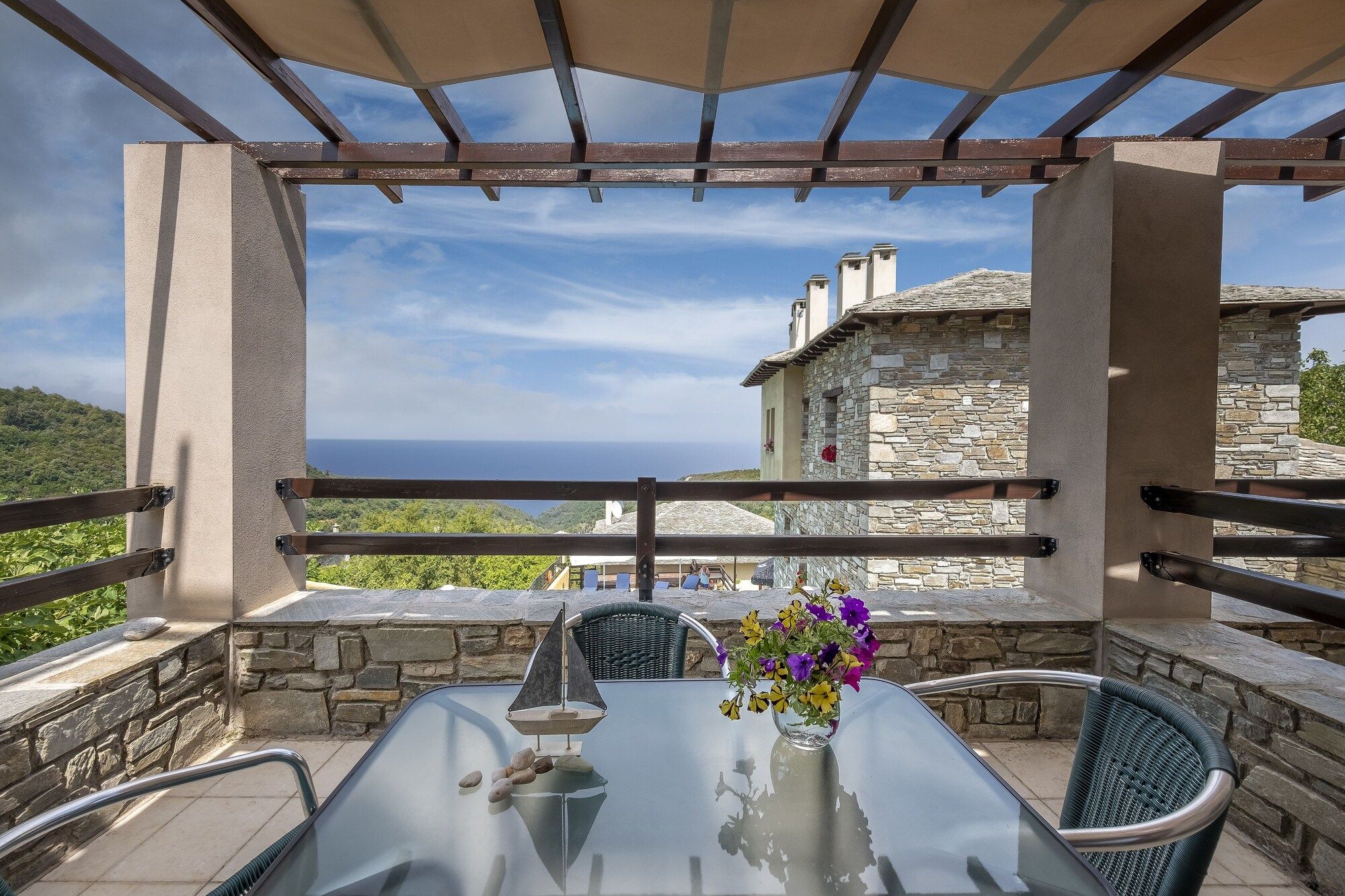 Petradi Hotel - Kalamaki - Balcón