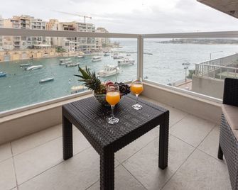 Saint Julian's - Spinola Bay Apartment - St. Julian's - Balcony