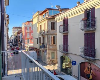 Affittacamere Casa Florens Guest House - Сан-Бенедетто-дель-Тронто