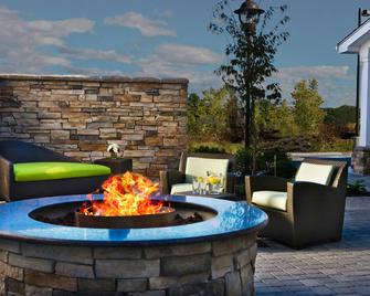 Residence Inn by Marriott Auburn - Auburn - Patio
