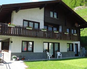 Apartments Orphelja - Saas-Grund - Building