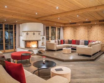 Swiss Alpine Hotel Allalin - Zermatt - Lounge