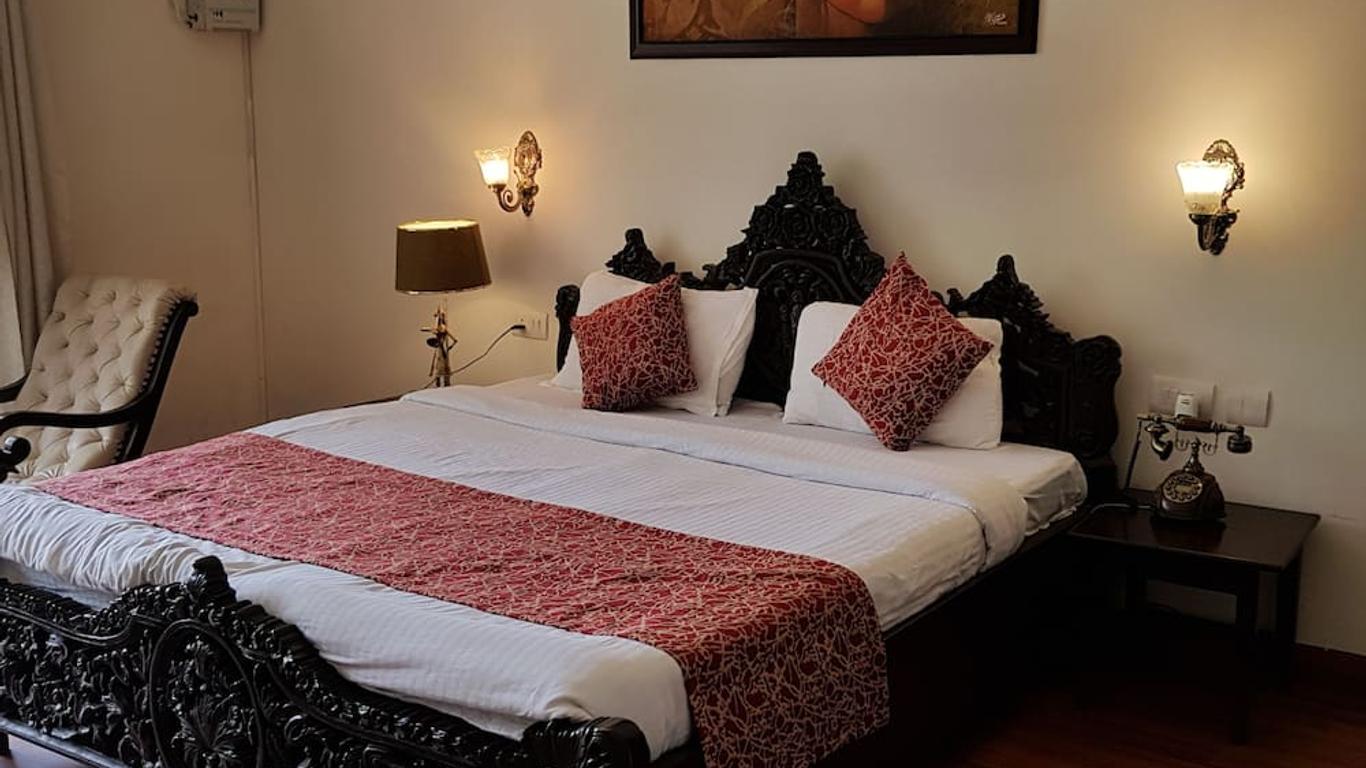 Mornis Camp and Resort