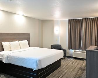 Rodeway Inn - Fremont - Bedroom