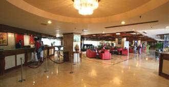 Primula Beach Hotel - Kuala Terengganu - Lobby