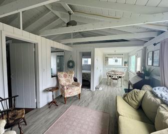 Charming Beach Cottage on Popham Beach - Phippsburg - Sala de estar