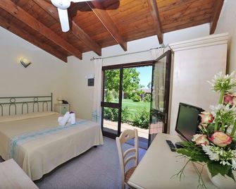 Hotel L'Esagono - San Teodoro