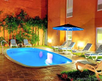 City Express Junior by Marriott Veracruz Aeropuerto - Veracruz - Pool