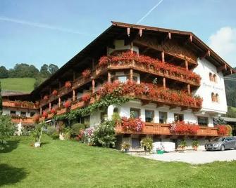 Hotel Lenzenhof - Wildschönau - Building
