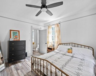 Center of Little Italy #2 - Cleveland - Habitación