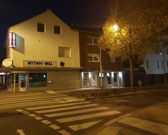 Hotel Zentrum - Grevenbroich - Edificio
