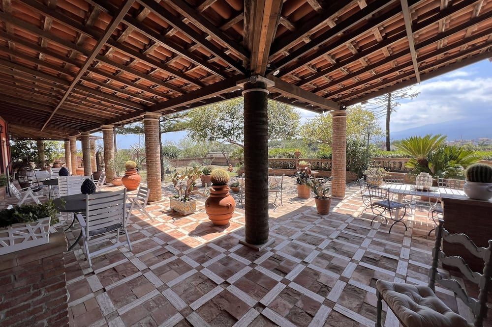 Villa Chiarenza Maison D'hotes - טאורמינה - פטיו