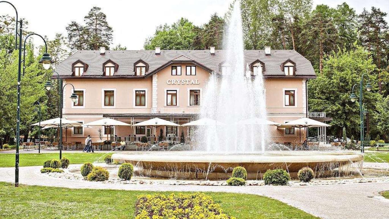هوتل كريستال