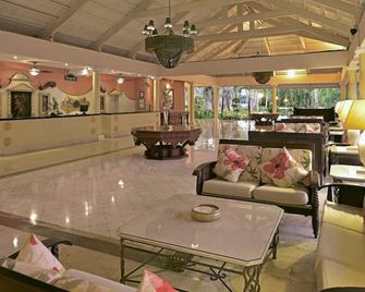 Iberostar Waves Punta Cana - Punta Cana - Lobby