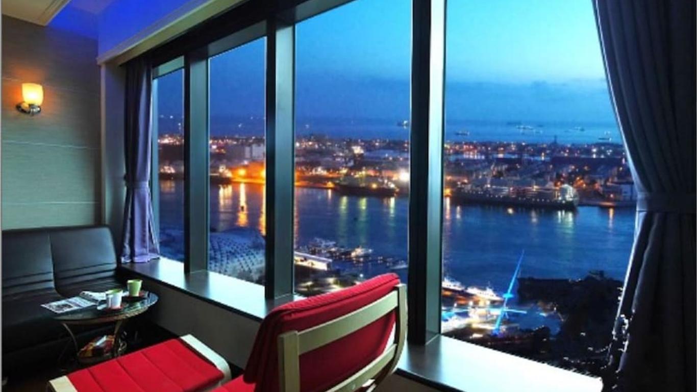 85 كايب سويتس