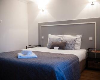 أوتل لو ستانيسلاس - نانسي - غرفة نوم