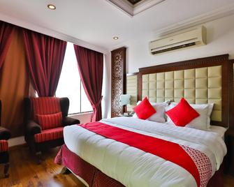 OYO 394 Al Morooj Kareem Hotel - Jeddah - Bedroom