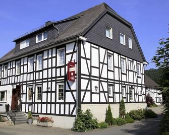 Landgasthof Reinert - Eslohe - Gebäude