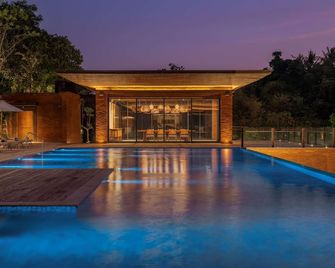 Garrya Bianti Yogyakarta - Yogyakarta - Havuz