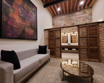 Milo Collection Hotel - Puebla City - Living room